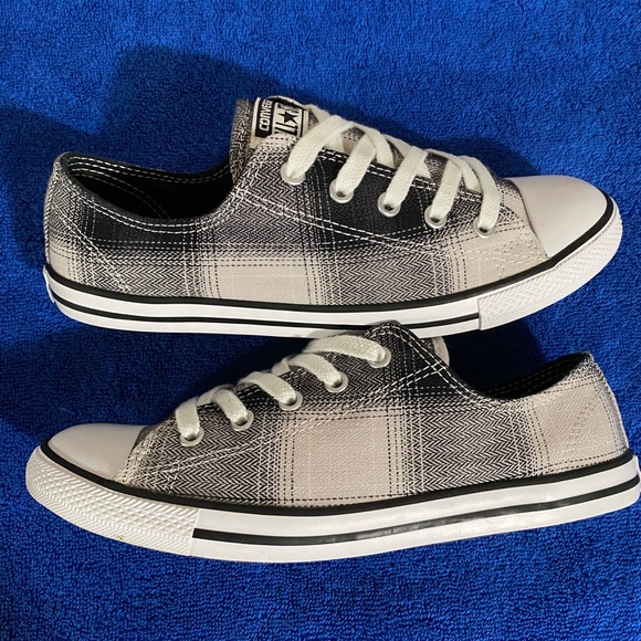 Converse Dainty Plaid Canvas 😎 - Picture 10 of 12